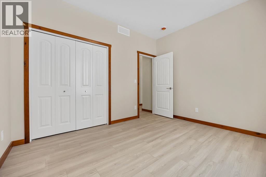 766 BALSAM ROAD - 30