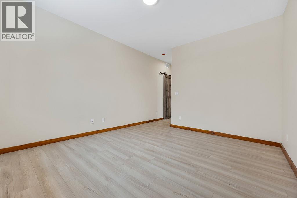 766 Balsam Road - 21