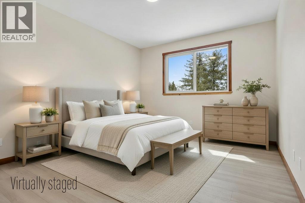 766 Balsam Road - 8