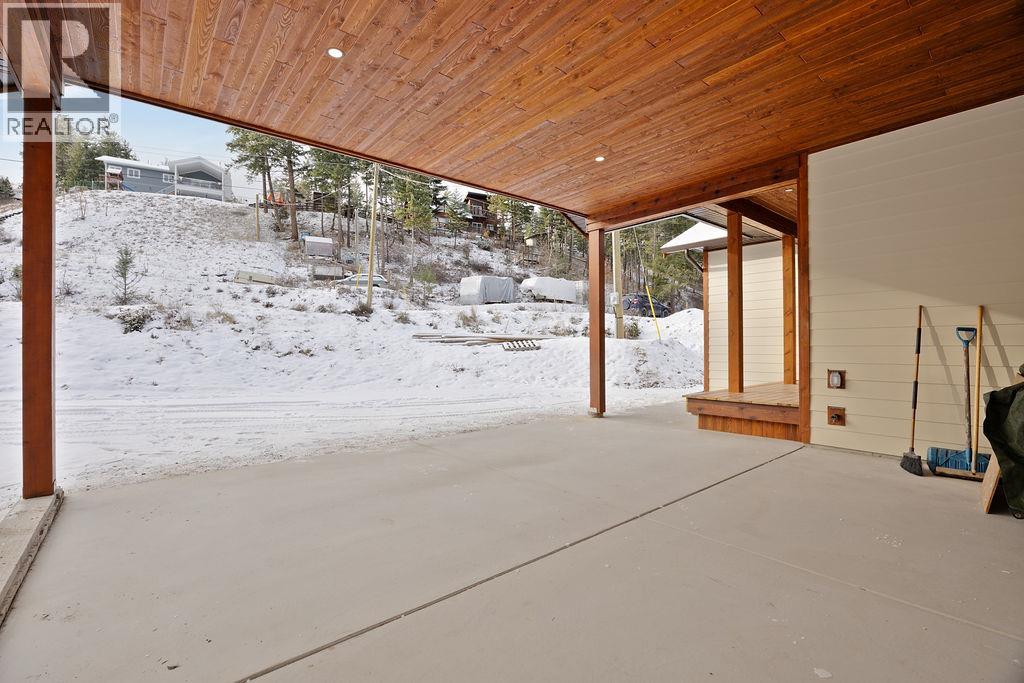 766 Balsam Road - 37