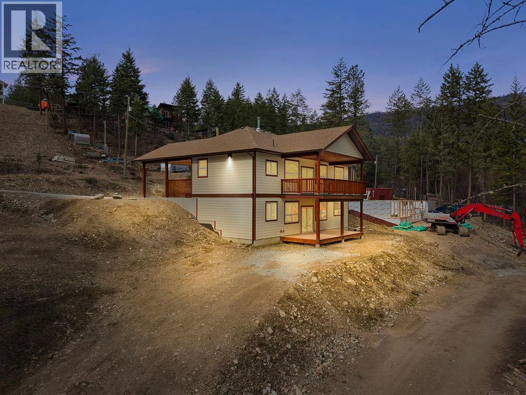 766 Balsam Road - 1
