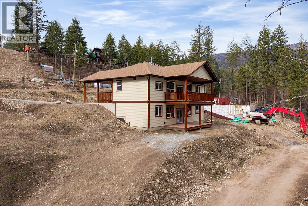 766 Balsam Road - 44