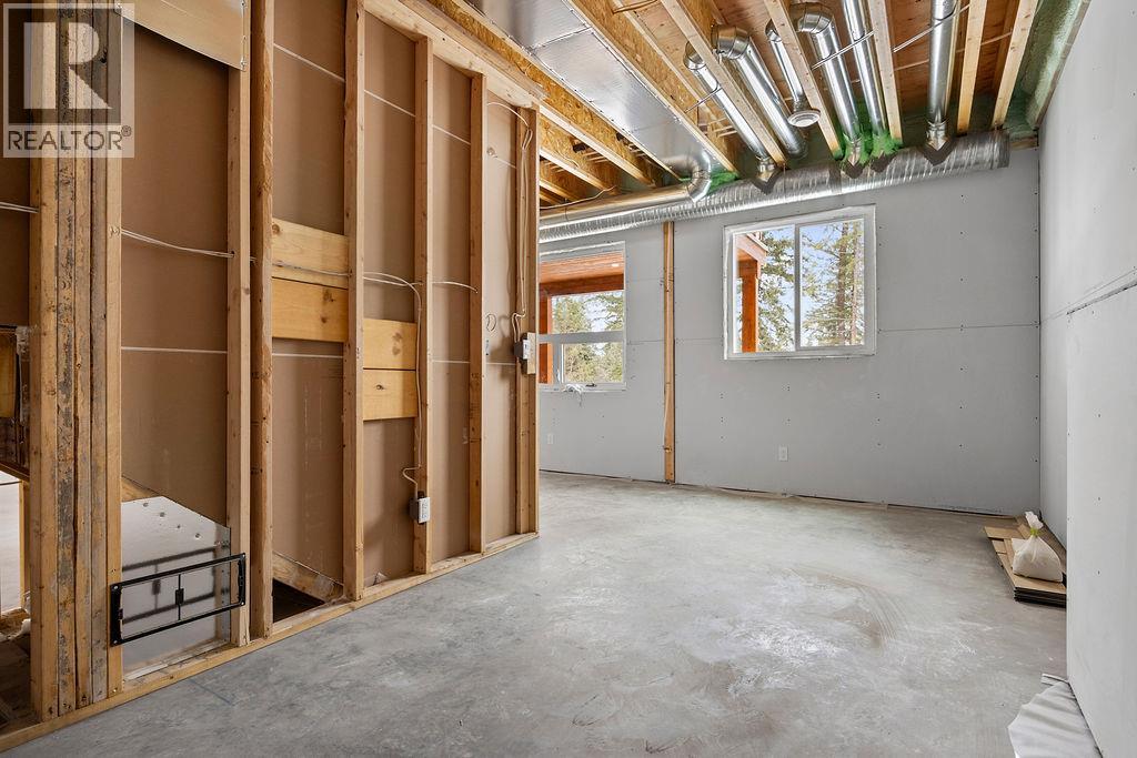 766 Balsam Road - 66
