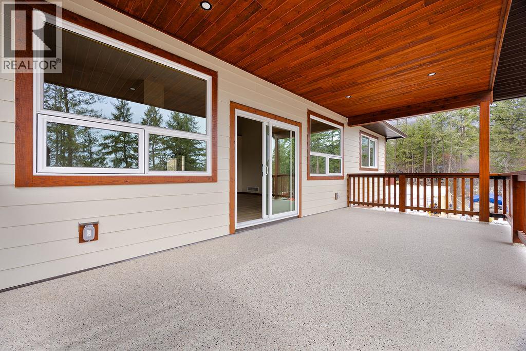 766 Balsam Road - 50