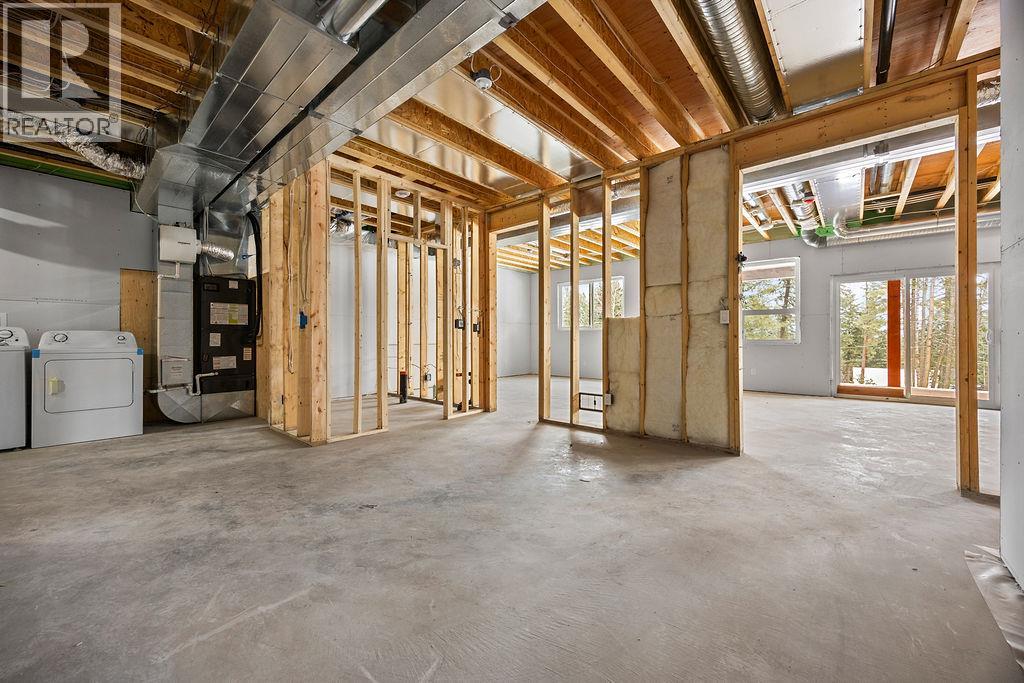 766 Balsam Road - 69