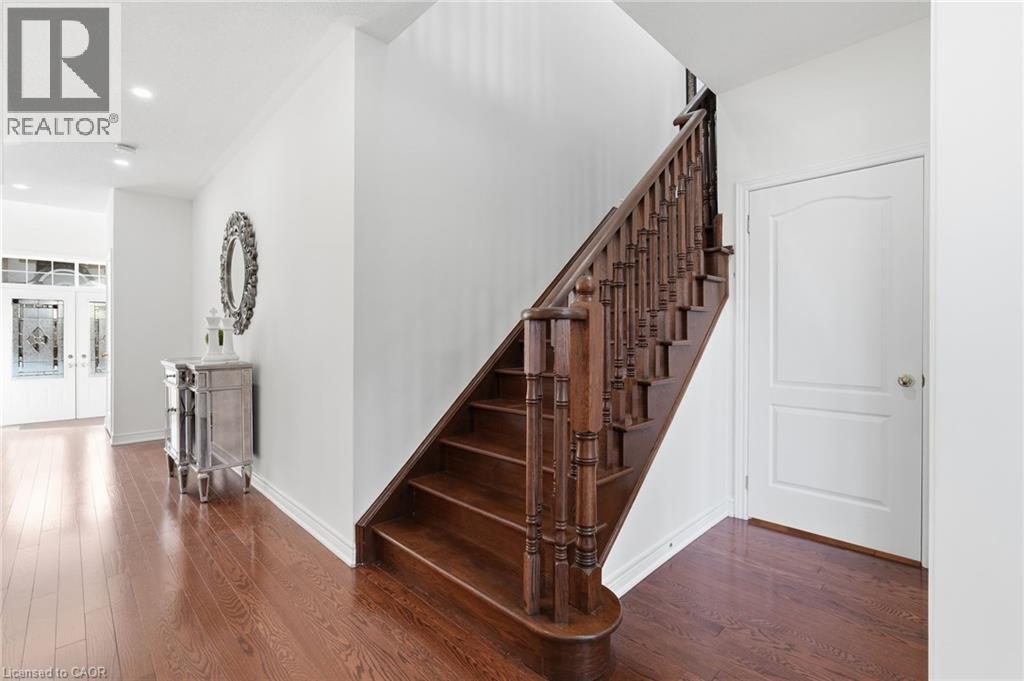 3071 JENN Avenue, Burlington, Ontario, L7M0C7 — Photo 3