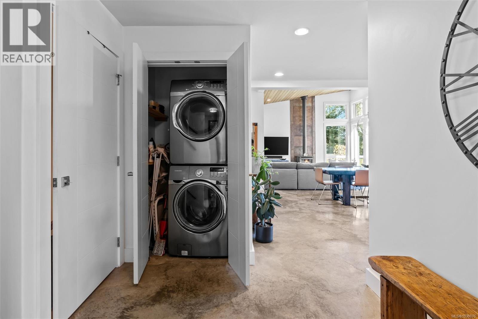 2405 CARPENTER RD - 39