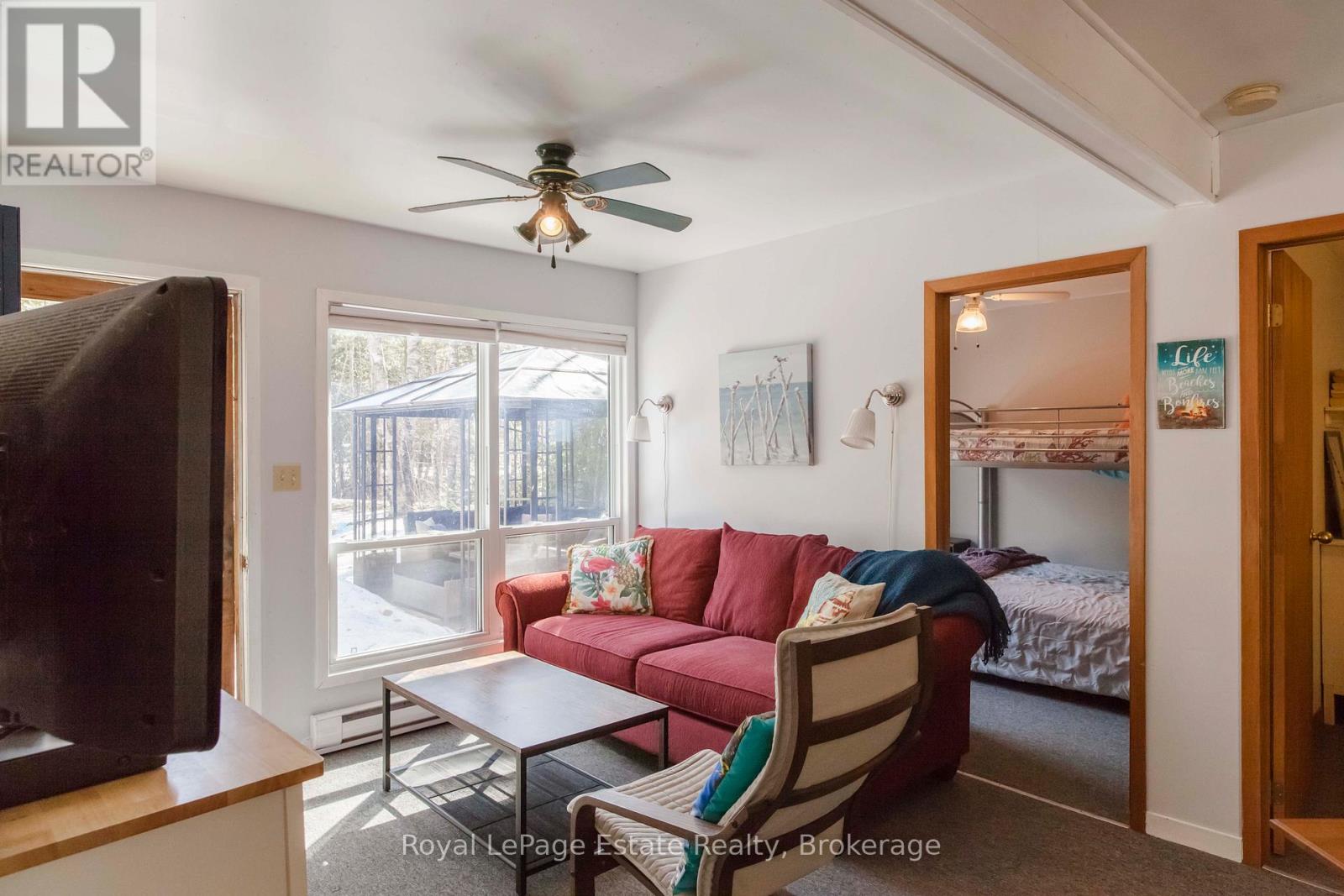 49 THOMPSON AVENUE - 11