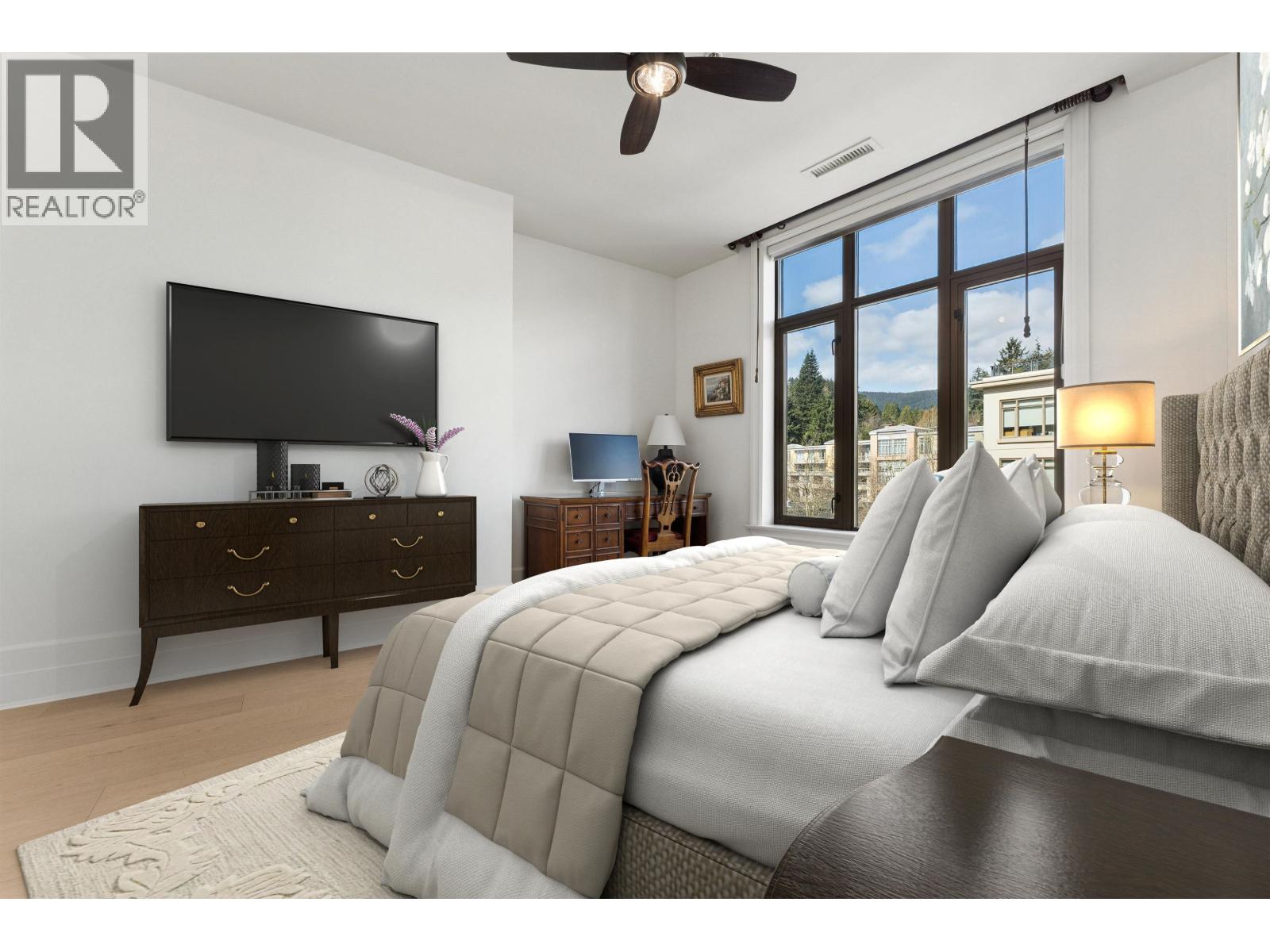 300 568 WATERS EDGE CRESCENT, West Vancouver