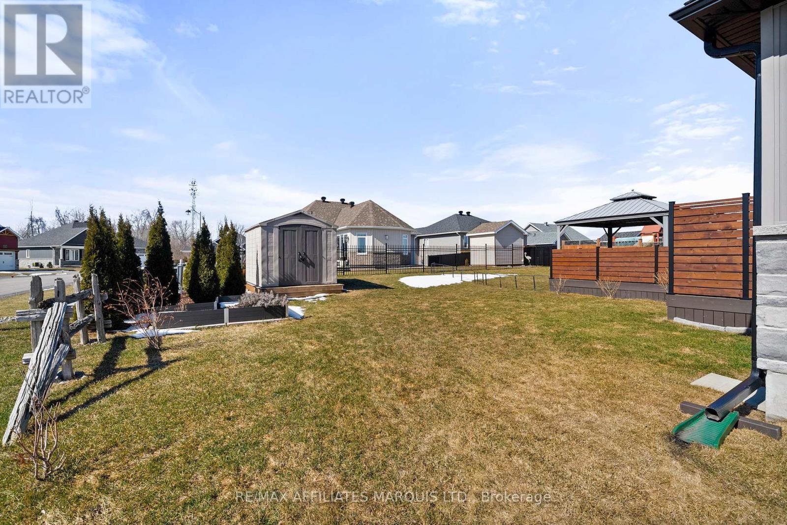 74 JIM BROWNELL BOULEVARD — photo 36