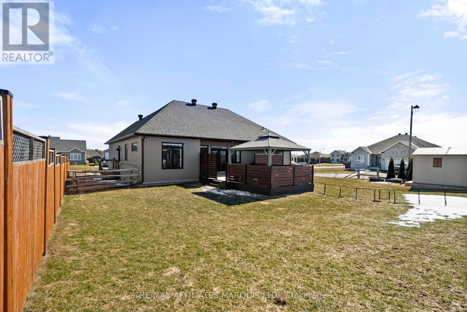 74 JIM BROWNELL BOULEVARD — photo 38