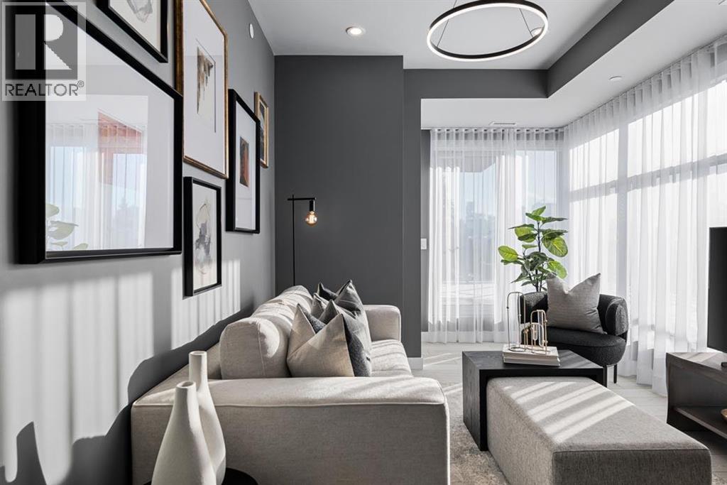 Single Family House for Sale in   A Street NW West Hillhurst Calgary 