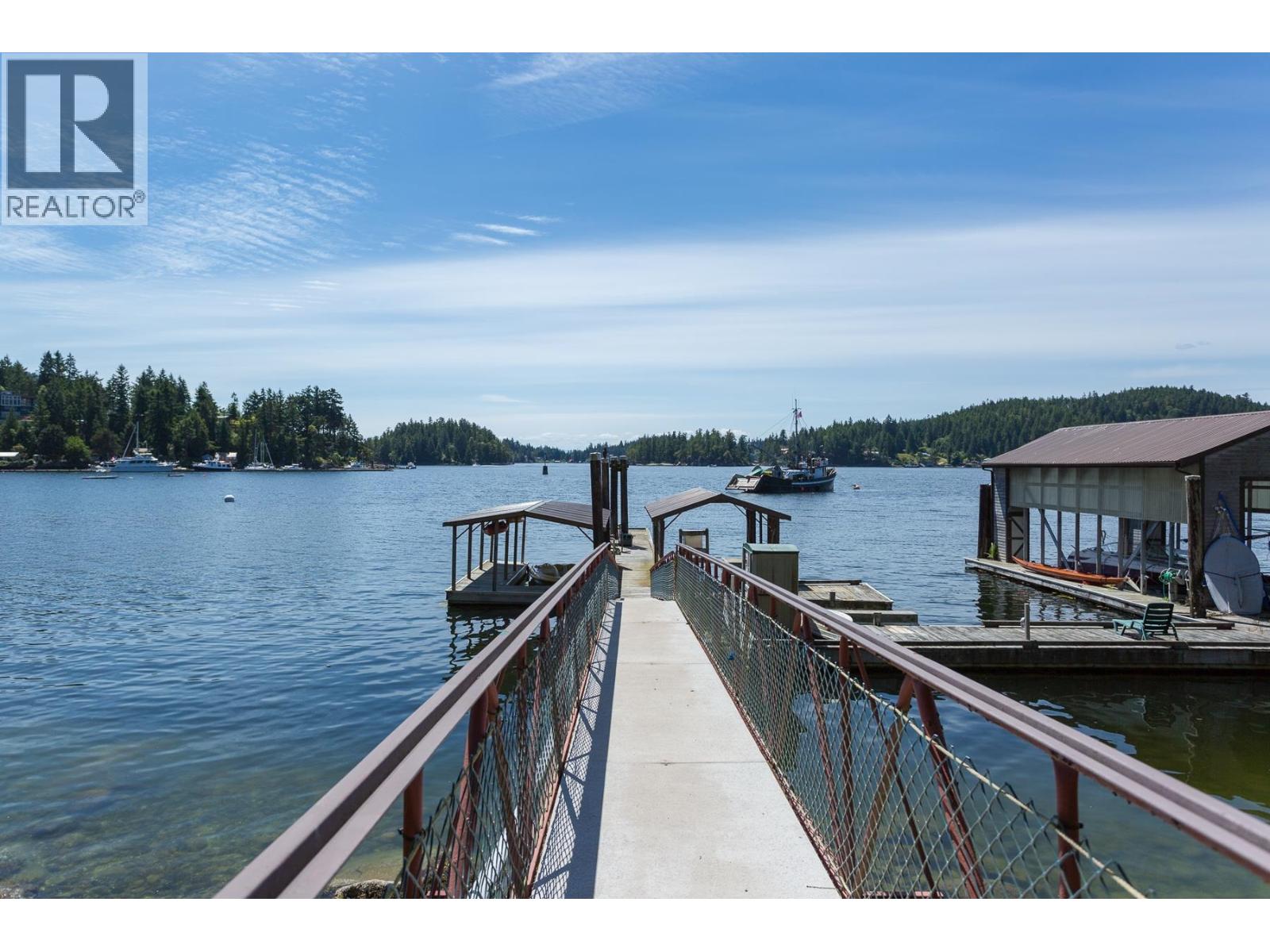 4836 SINCLAIR BAY ROAD, Pender Harbour