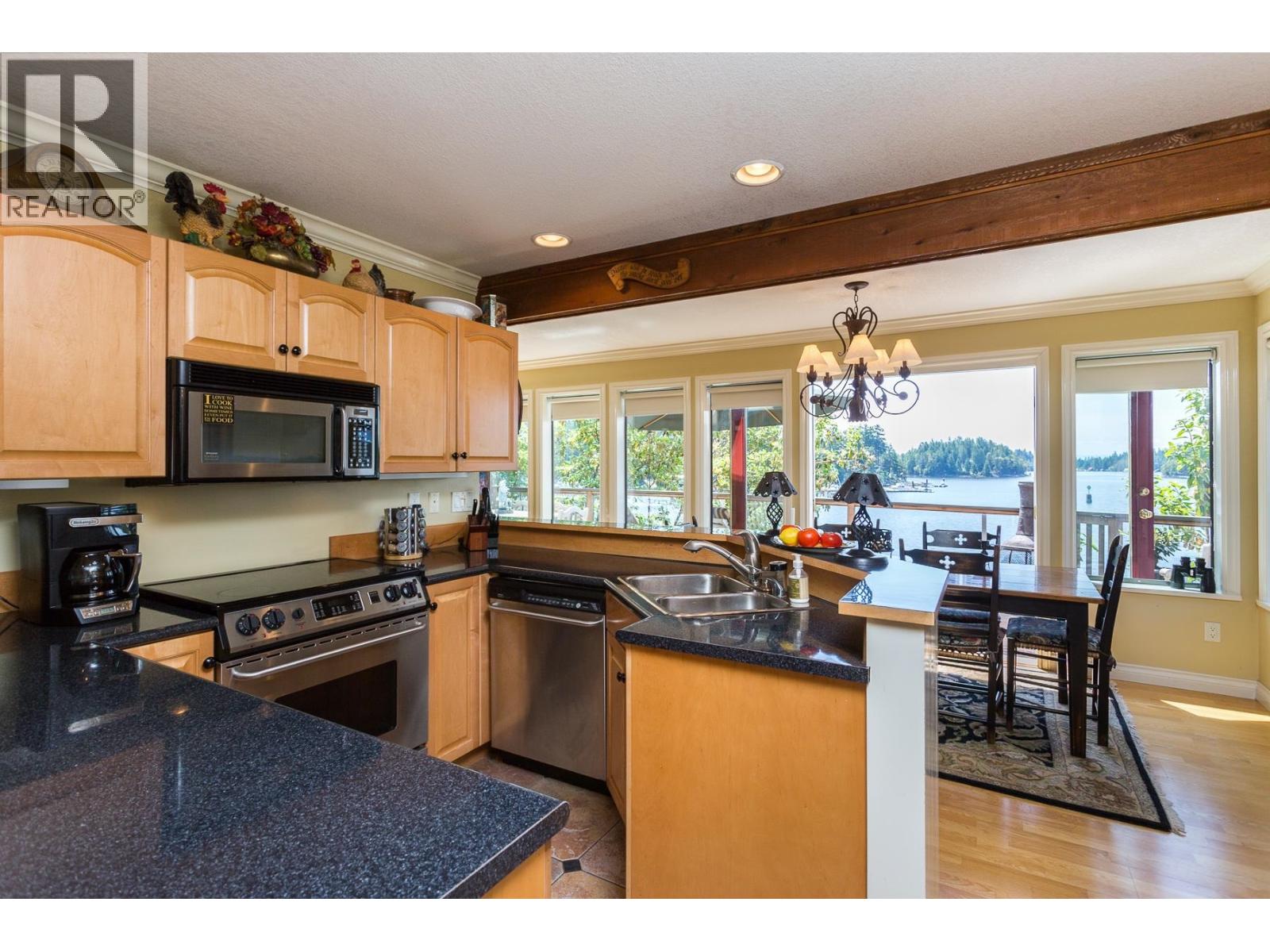 4836 SINCLAIR BAY ROAD, Pender Harbour