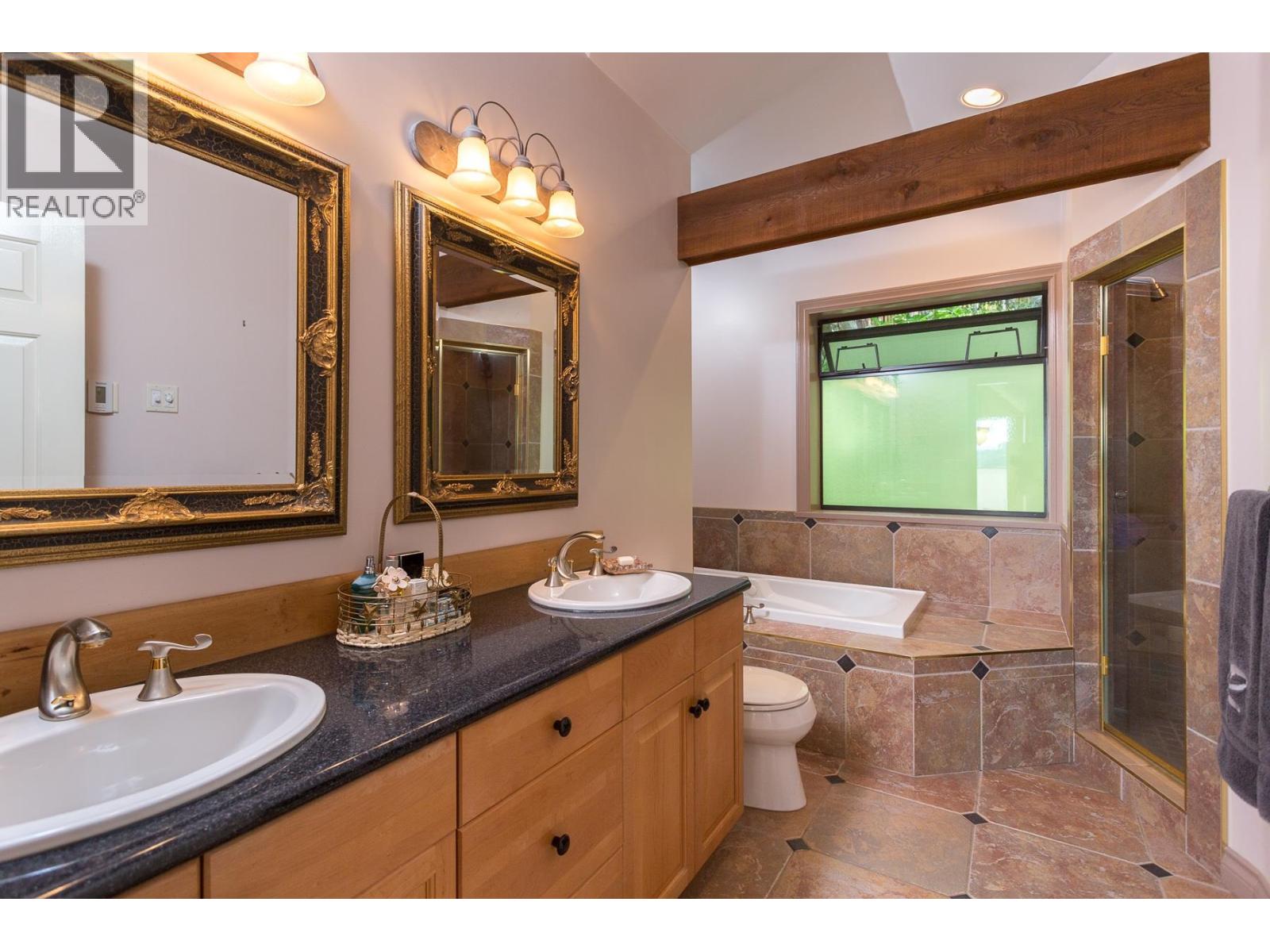 4836 SINCLAIR BAY ROAD, Pender Harbour