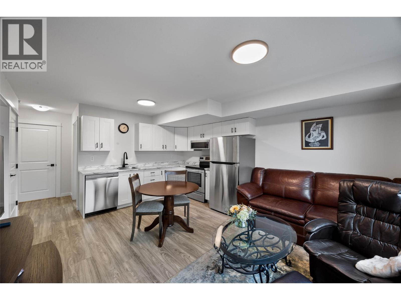  1117 LAROQUE Street, Kamloops