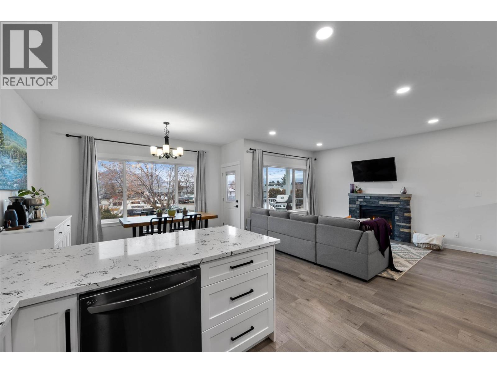  1117 LAROQUE Street, Kamloops