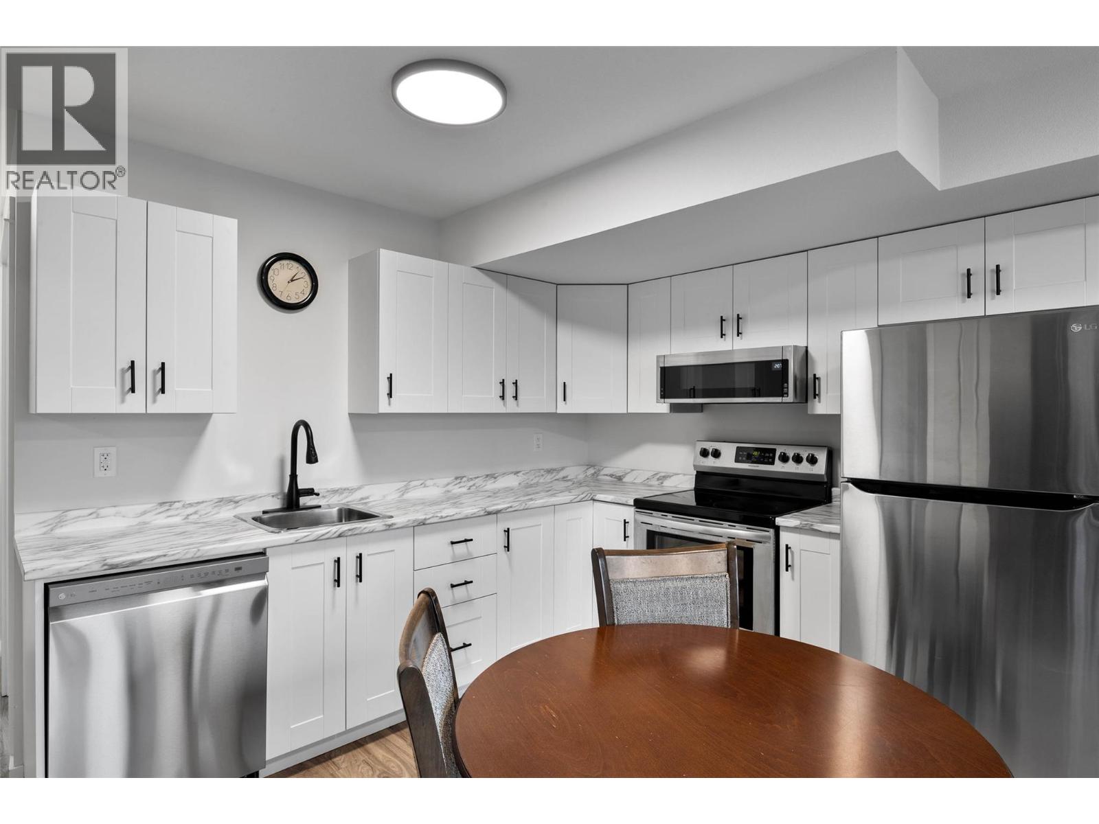  1117 LAROQUE Street, Kamloops