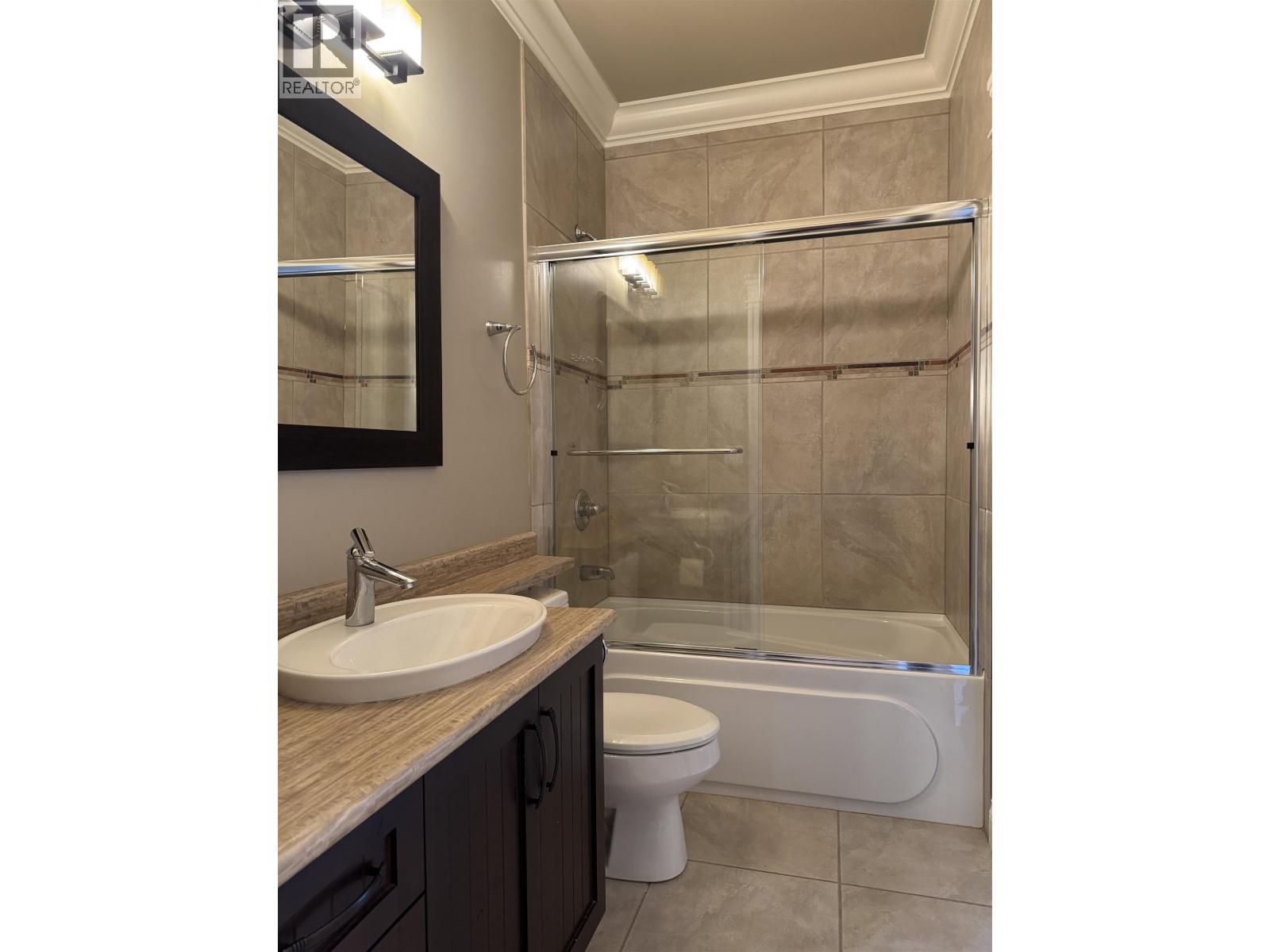 2871 FERN DRIVE, Anmore