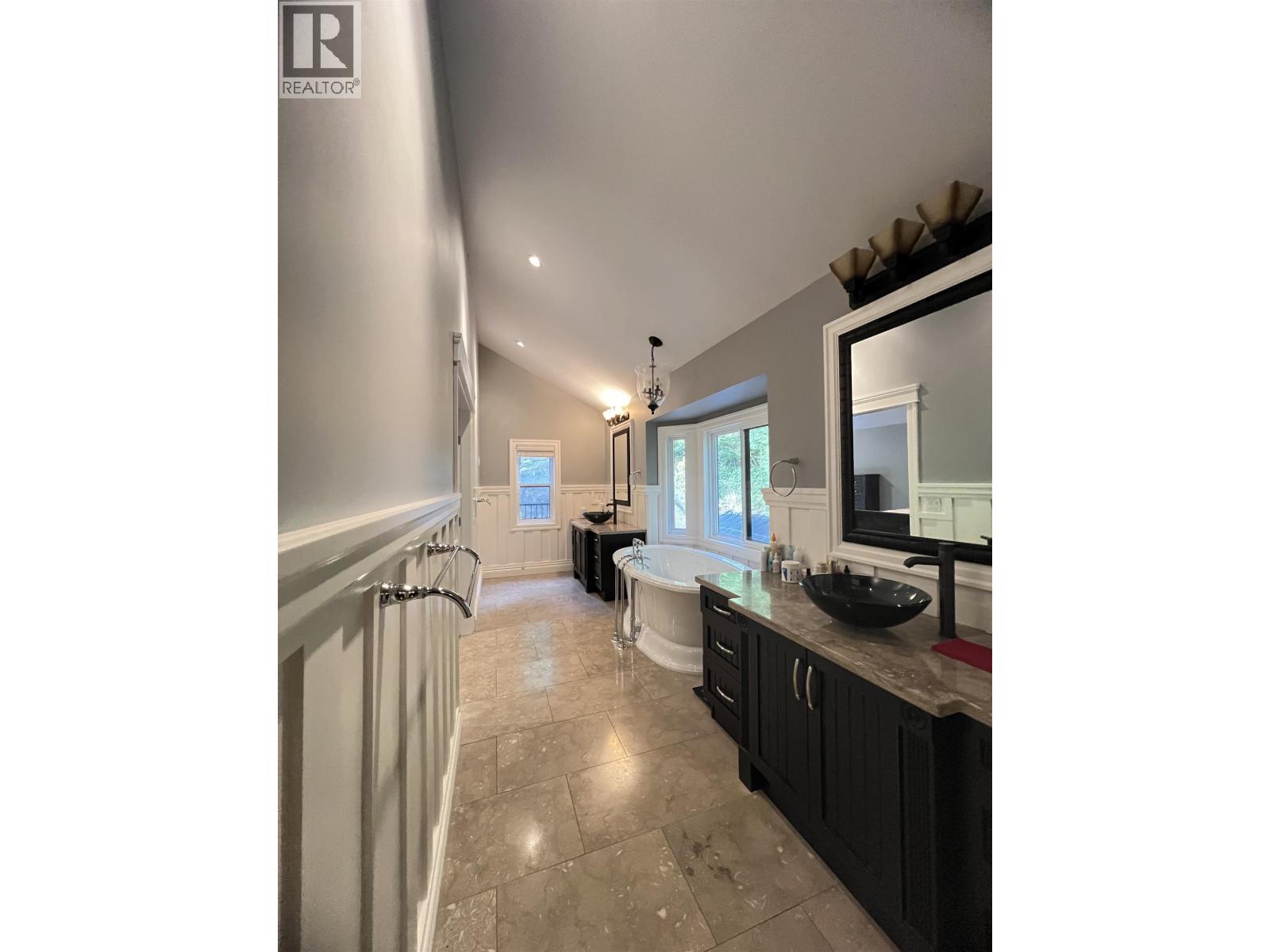 2871 FERN DRIVE, Anmore