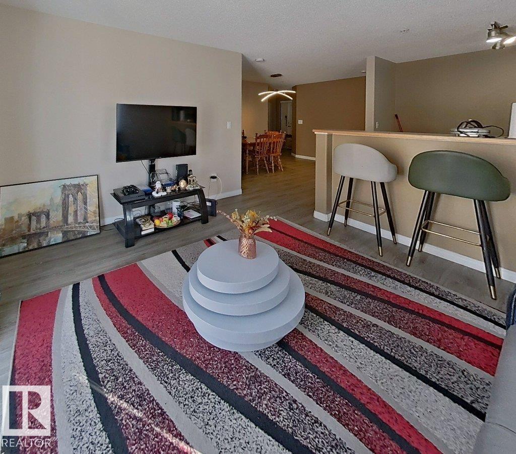 #203 14708 50 ST NW - 18