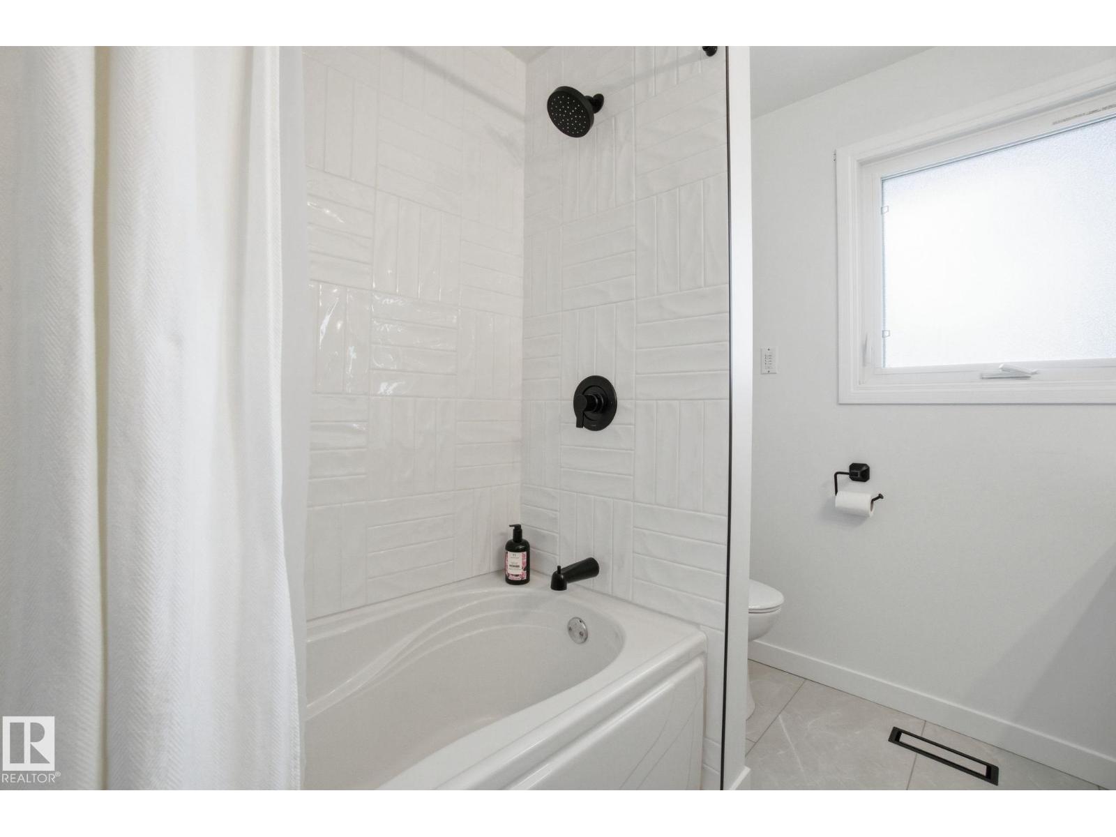 4808 122A ST NW, Edmonton