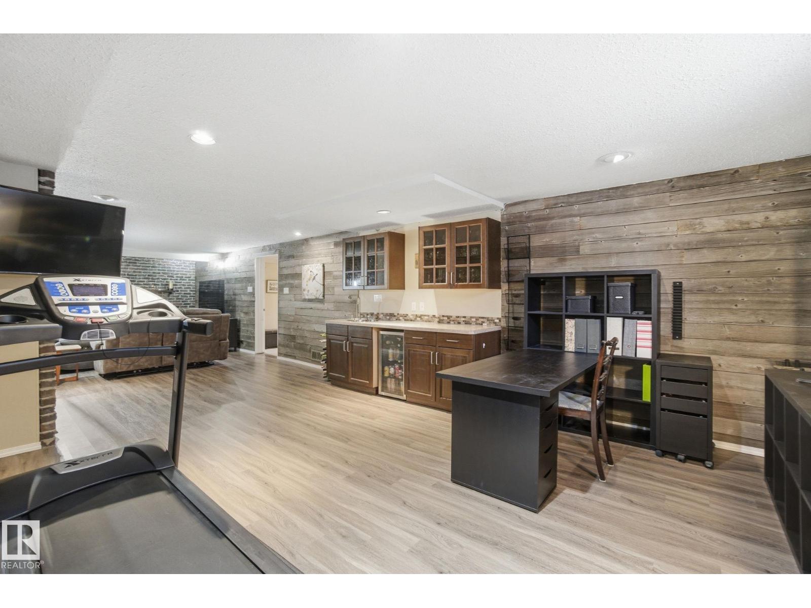 4808 122A ST NW, Edmonton