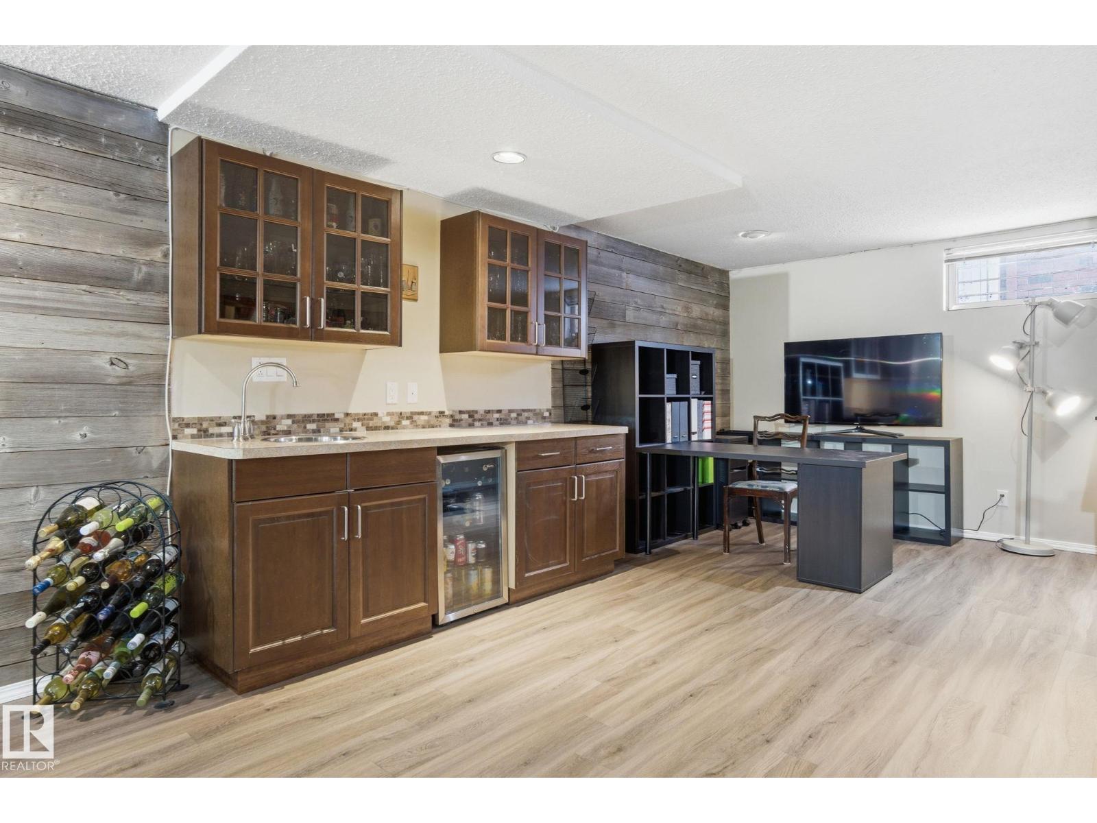 4808 122A ST NW, Edmonton