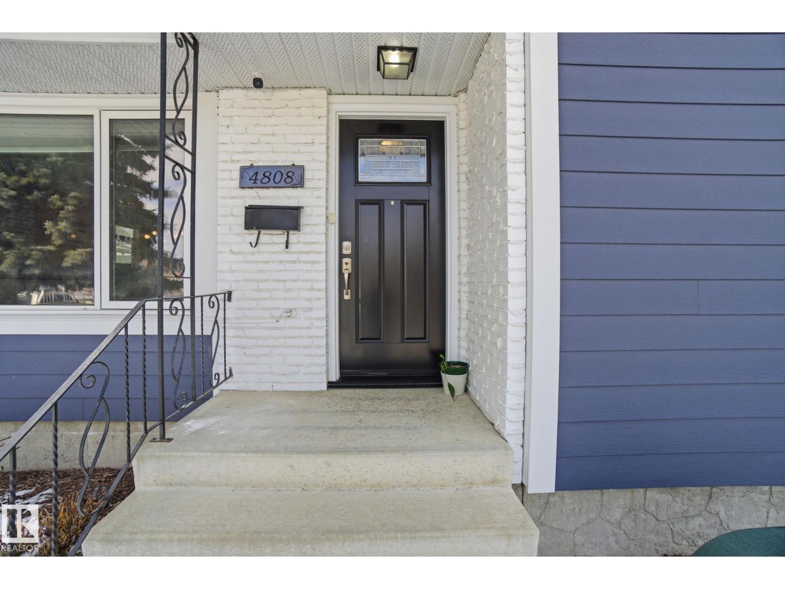 4808 122A ST NW, Edmonton