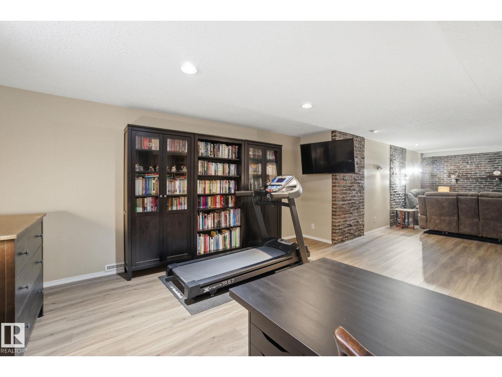 4808 122A ST NW, Edmonton