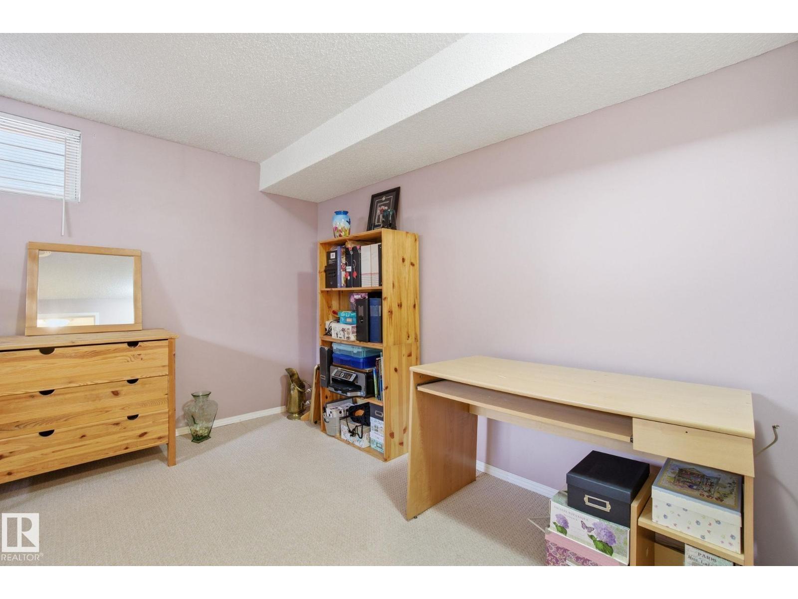 4808 122A ST NW, Edmonton