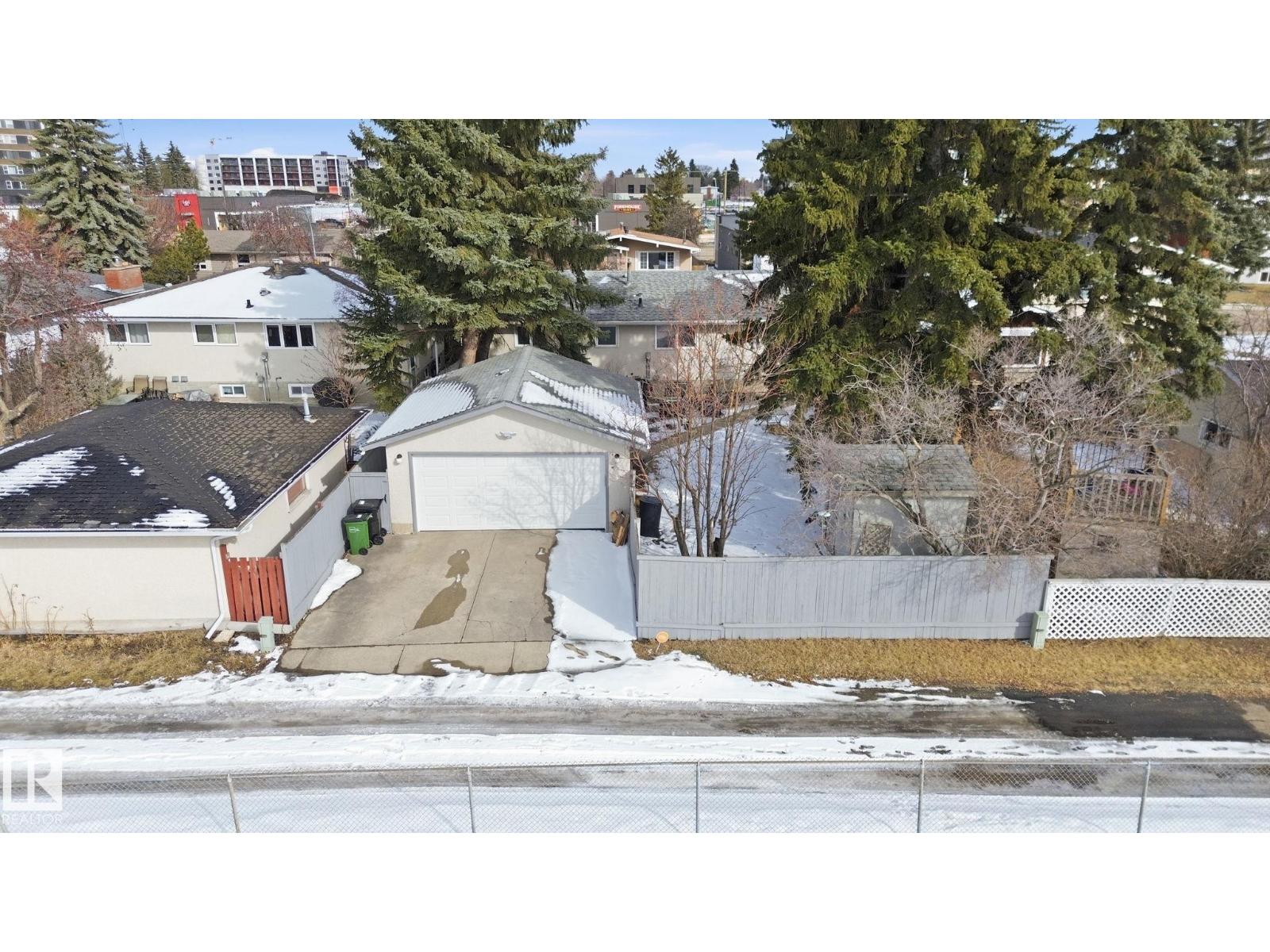 4808 122A ST NW, Edmonton
