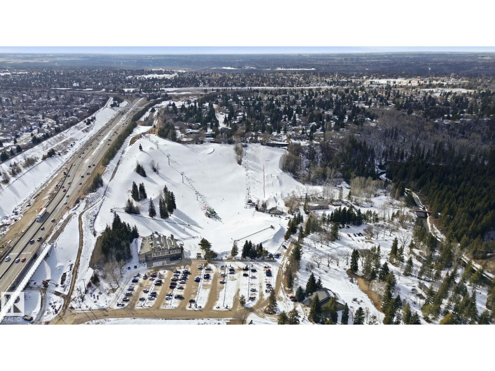 4808 122A ST NW, Edmonton