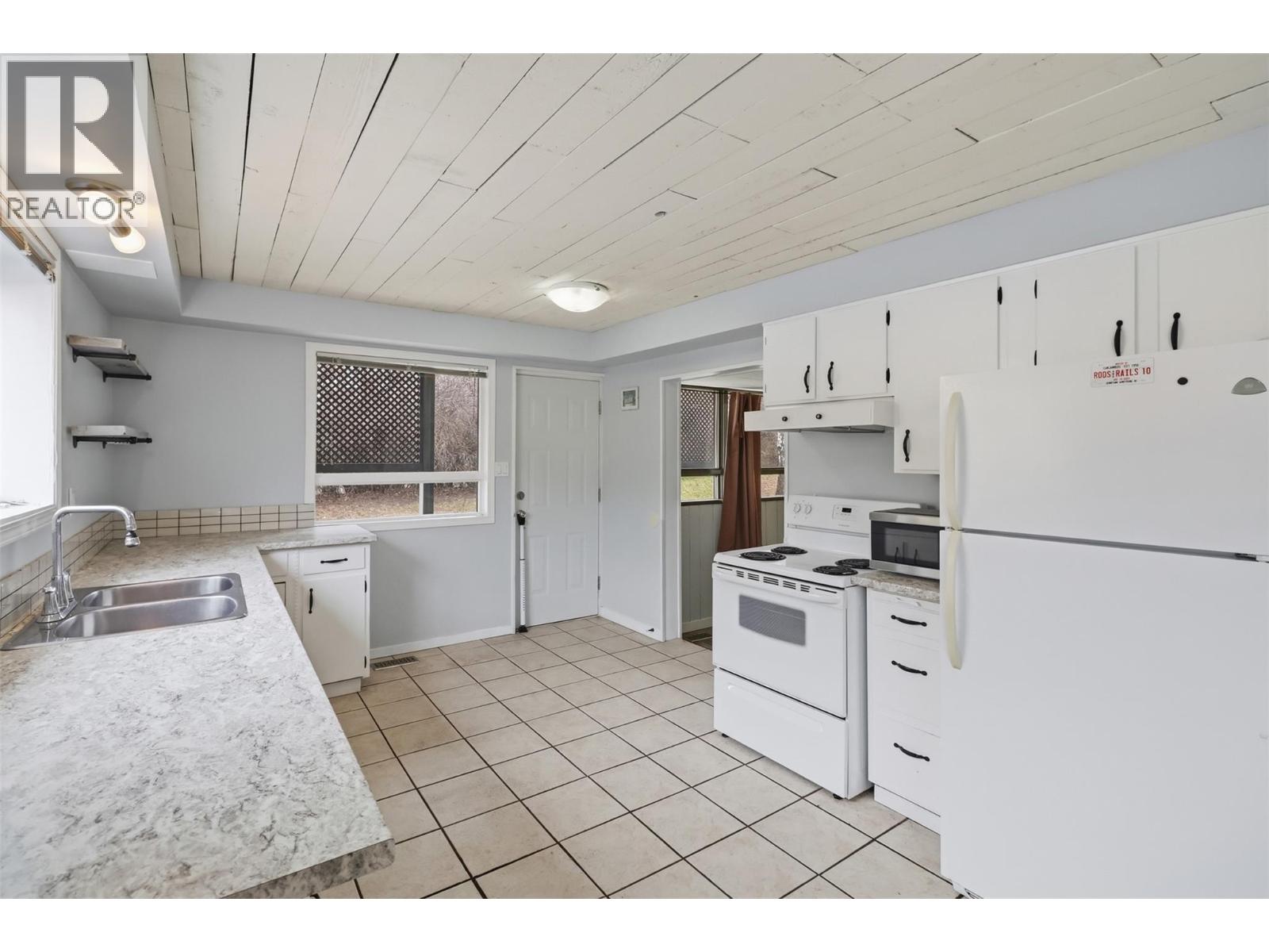  2794 Sunset Drive, Kamloops