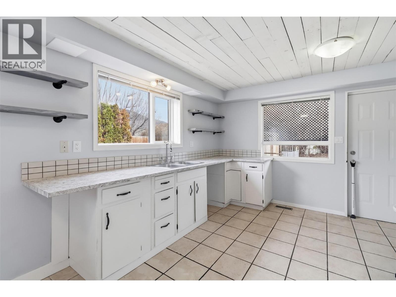  2794 Sunset Drive, Kamloops