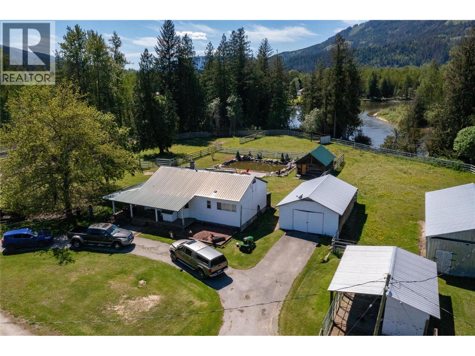  2169 Solsqua Road, Sicamous