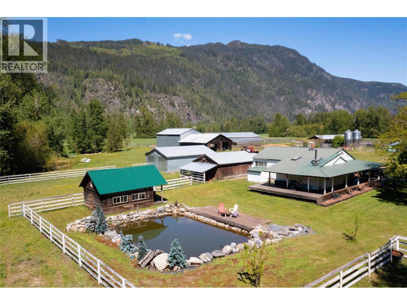  2169 Solsqua Road, Sicamous
