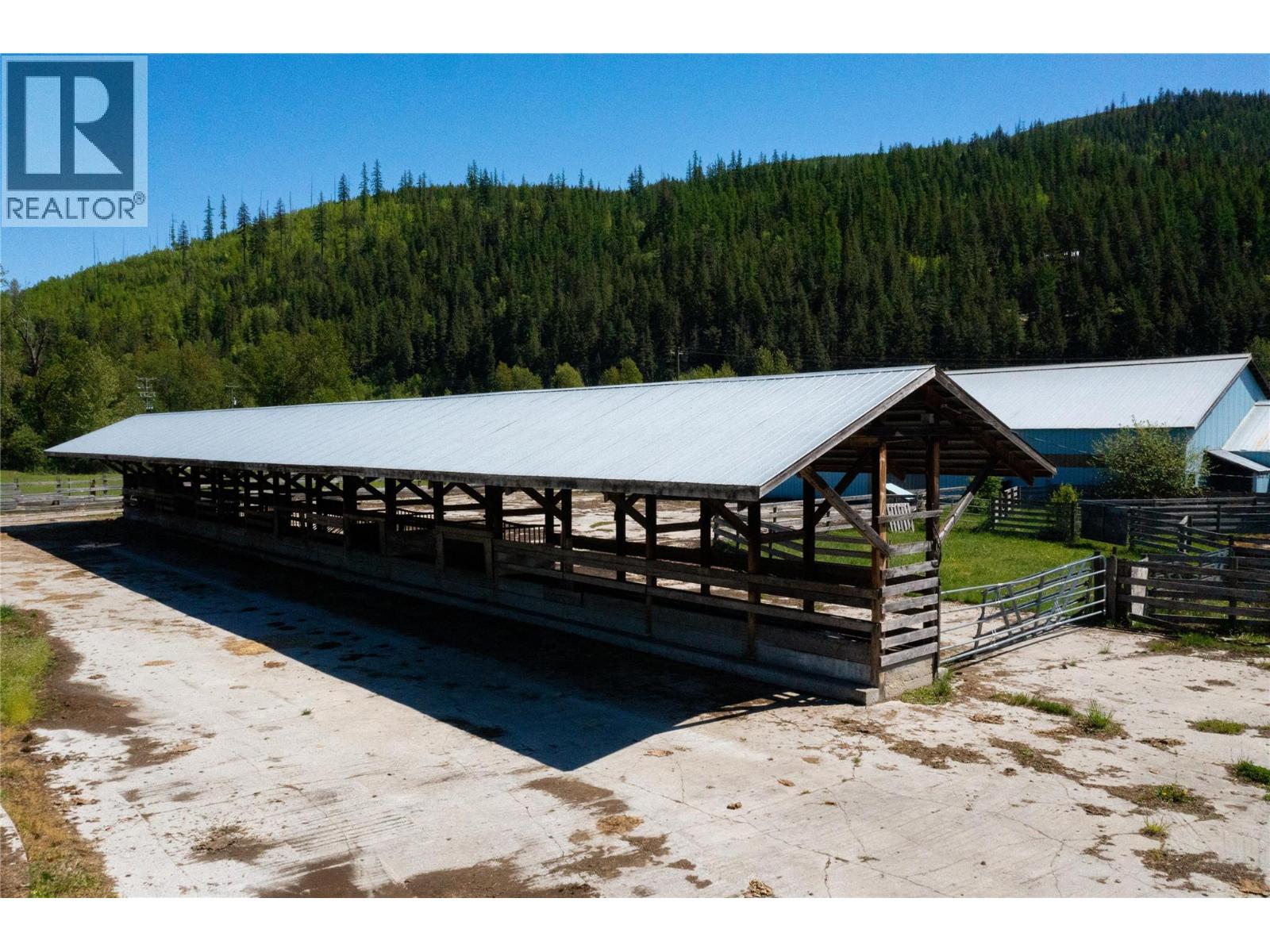  2169 Solsqua Road, Sicamous