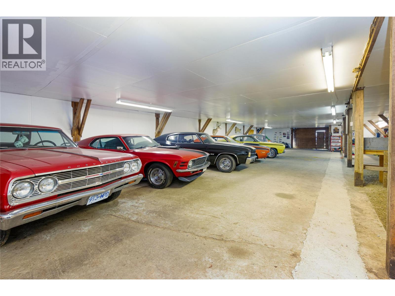  2169 Solsqua Road, Sicamous