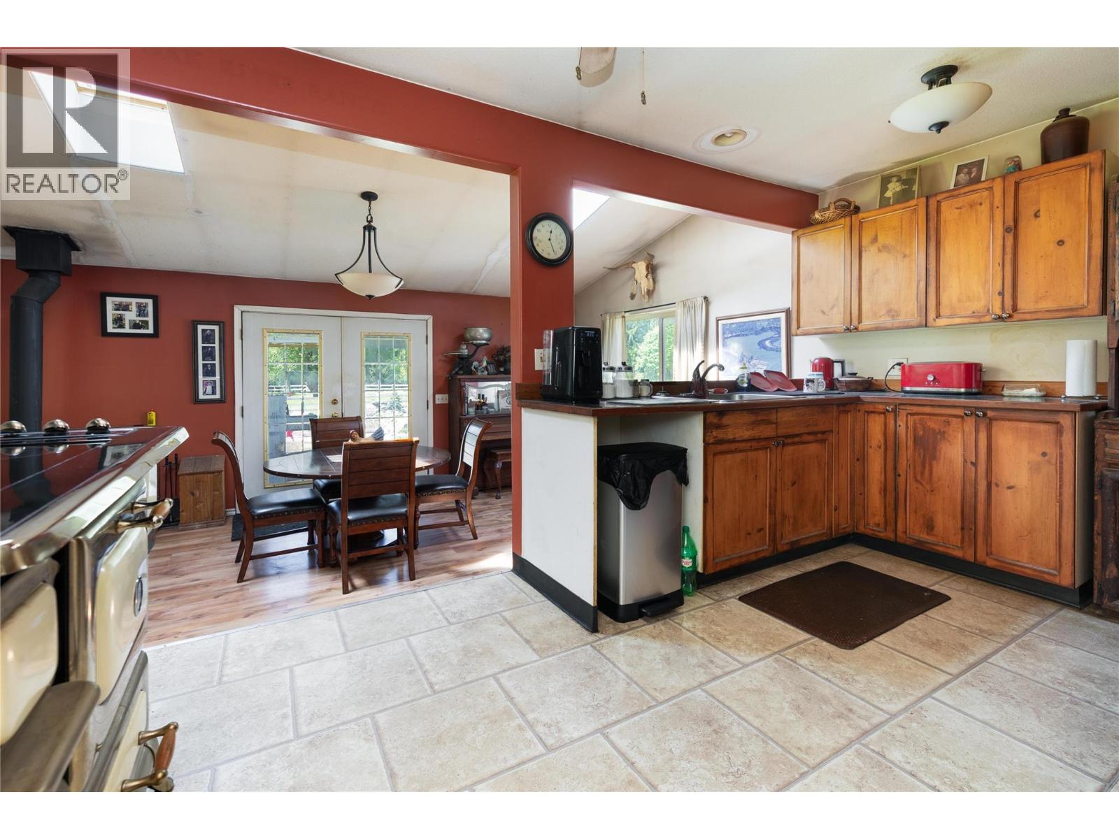  2169 Solsqua Road, Sicamous