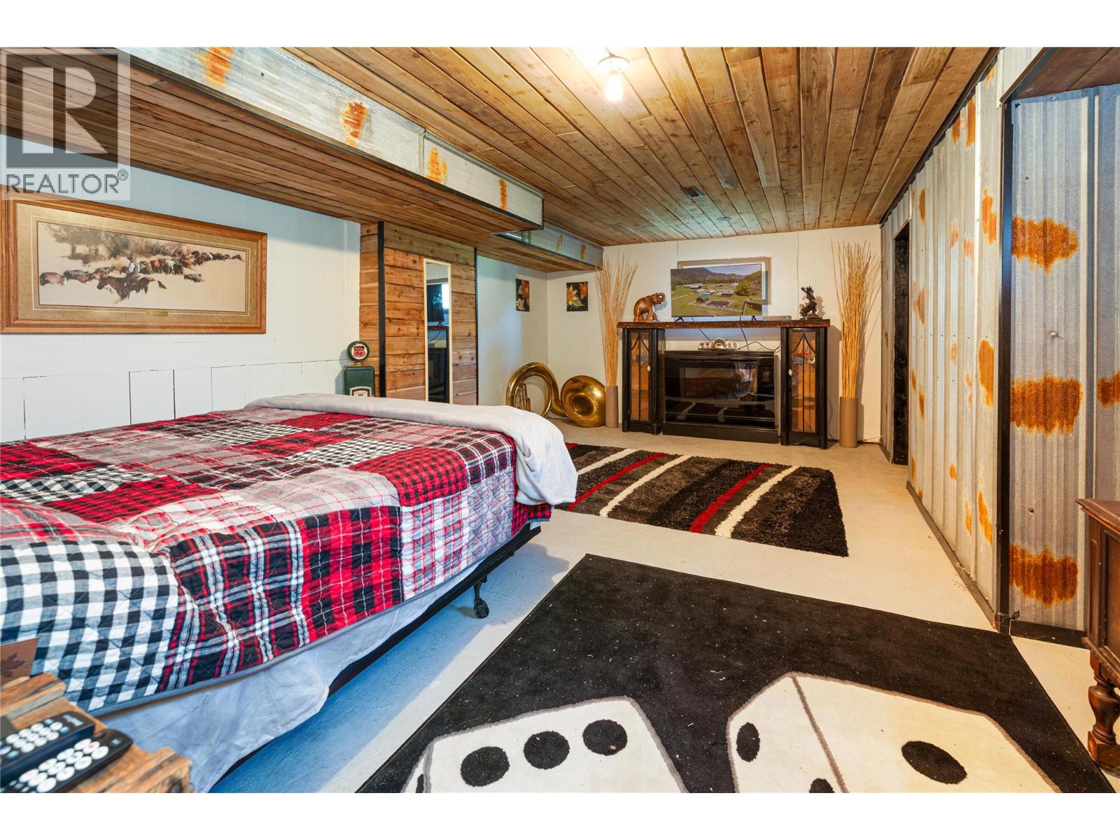  2169 Solsqua Road, Sicamous