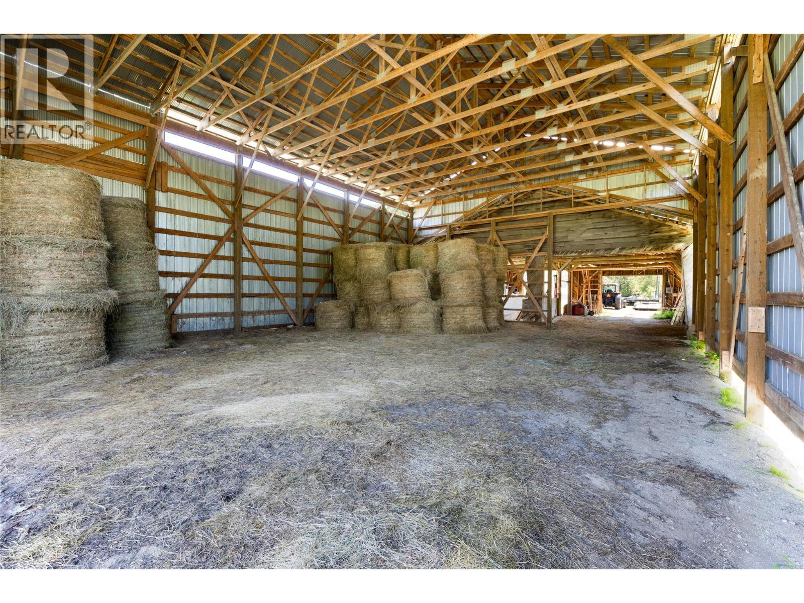  2169 Solsqua Road, Sicamous