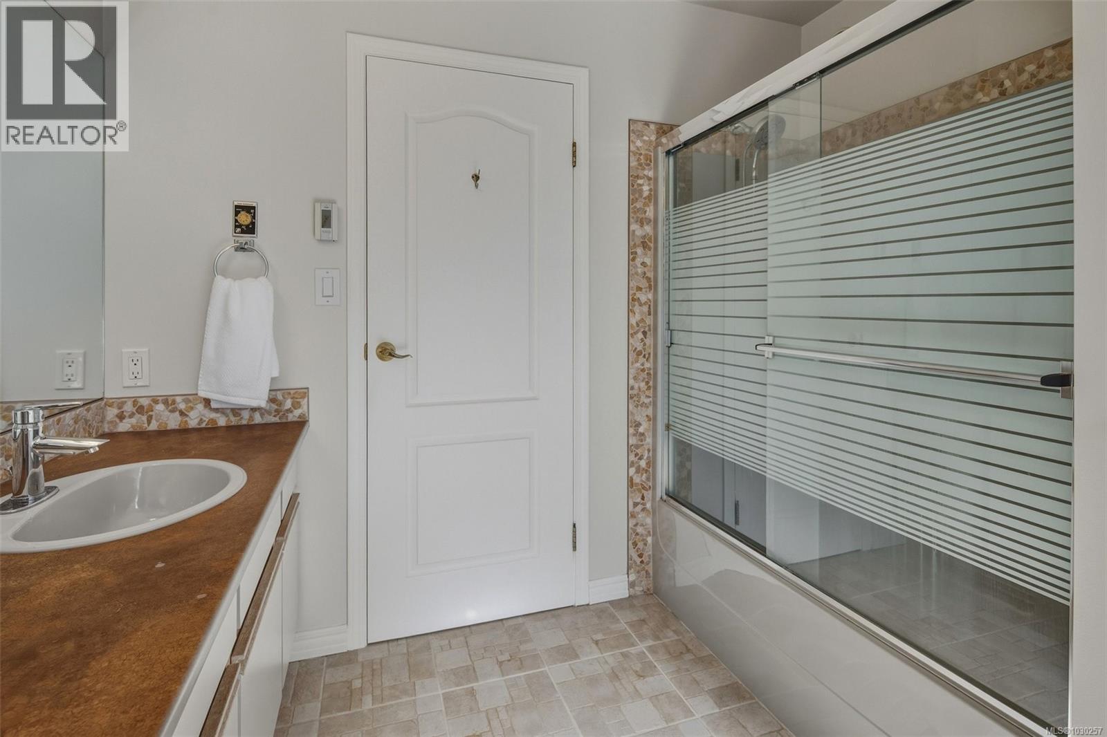  764 Westbury Road, Saanich