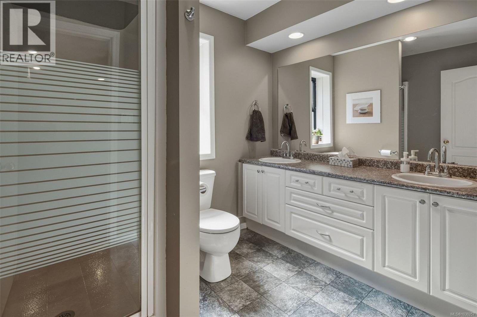  764 Westbury Road, Saanich