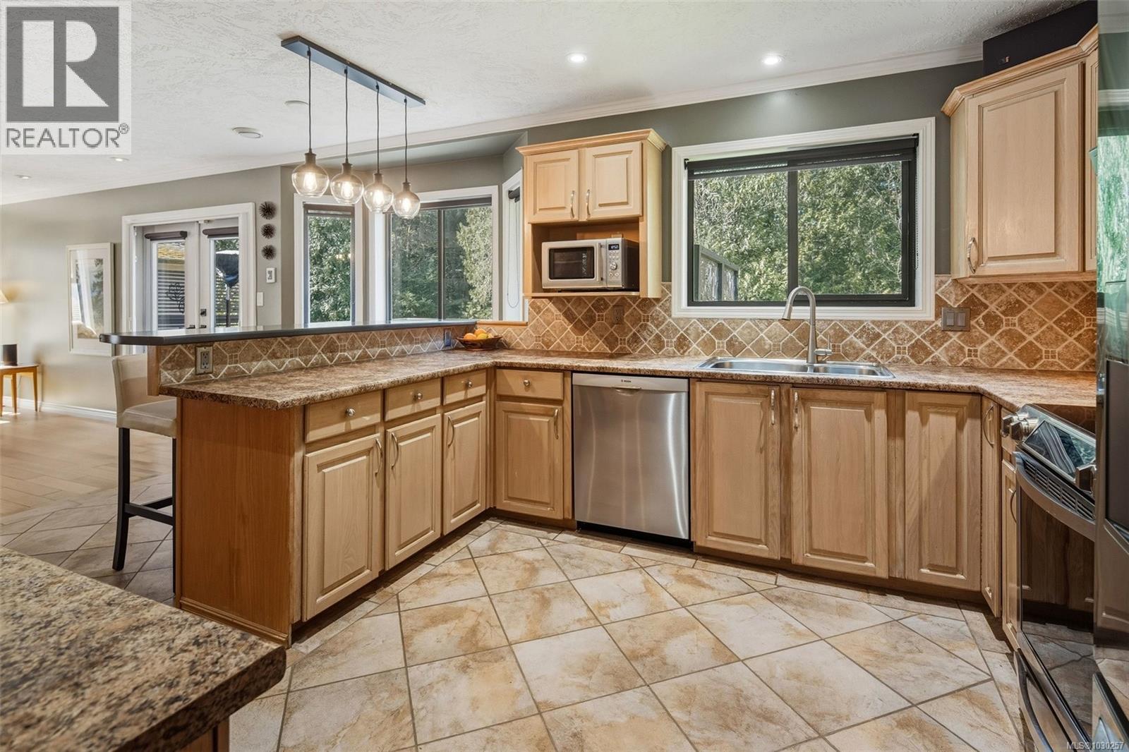  764 Westbury Road, Saanich