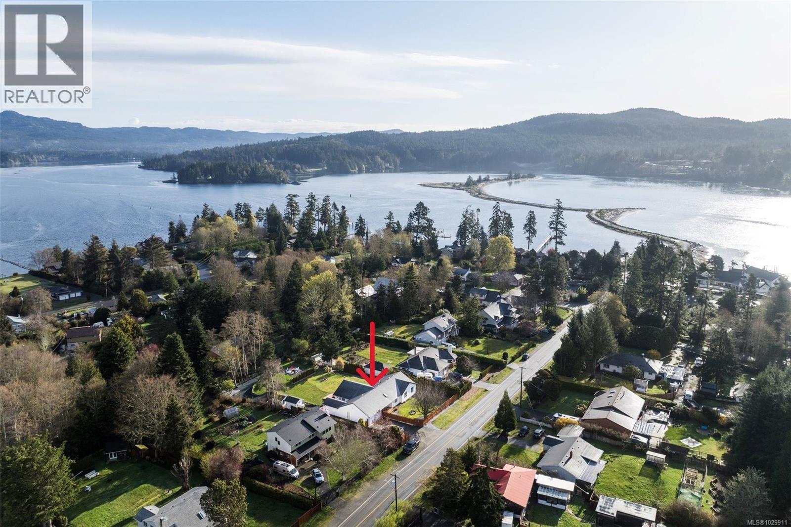 1563 Whiffin Spit Rd - 1