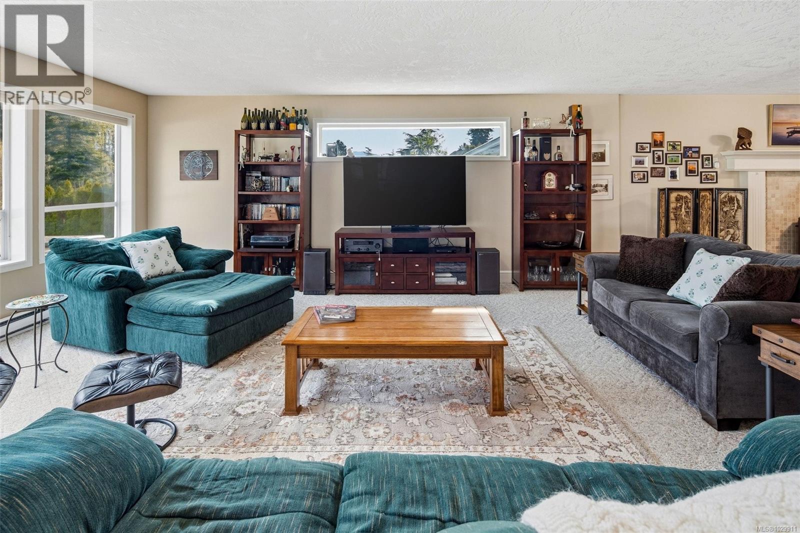  1563 Whiffin Spit Road, Sooke