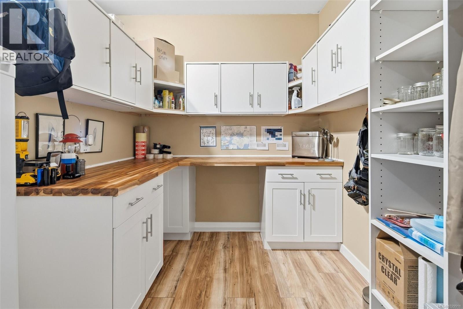  1563 Whiffin Spit Road, Sooke