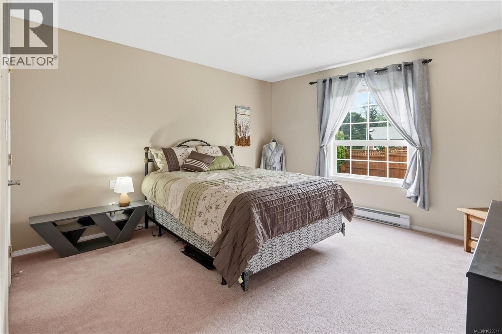  1563 Whiffin Spit Road, Sooke