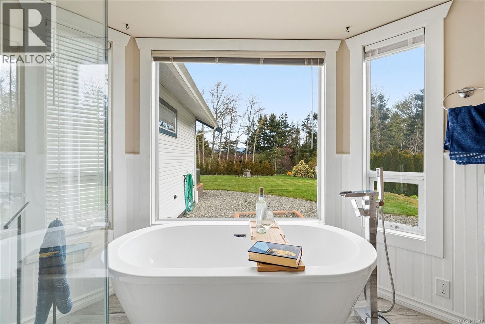  1563 Whiffin Spit Road, Sooke